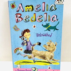 AMELIA BEDELIA UNLEASHED Paperback Book #2 by Herman Parish Brand New
